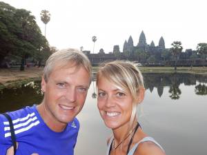 Kambodscha | Angkor Wat von Innen. Karin und Henning vorm See
