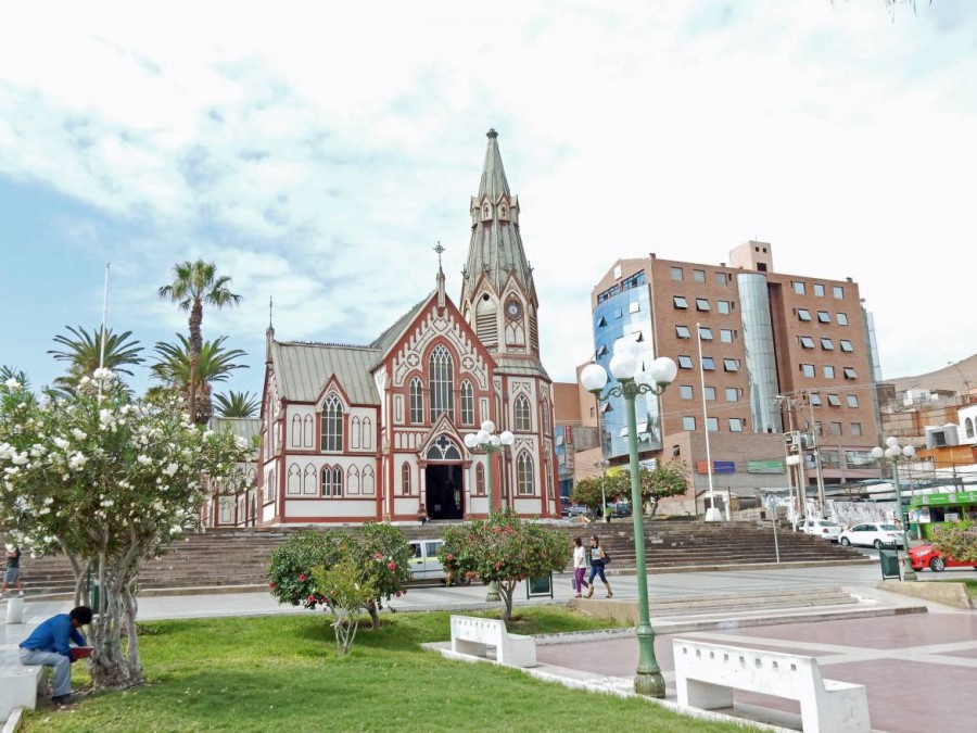 Chile | Blick auf die Kathedrale San Marcos in Arica