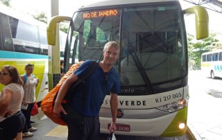 Brasilien | Busfahren: Ilha Grande, Abfahrt aus Agra dos Reis zurück nach Rio de Janeiro mit dem Bus von Costa Verde