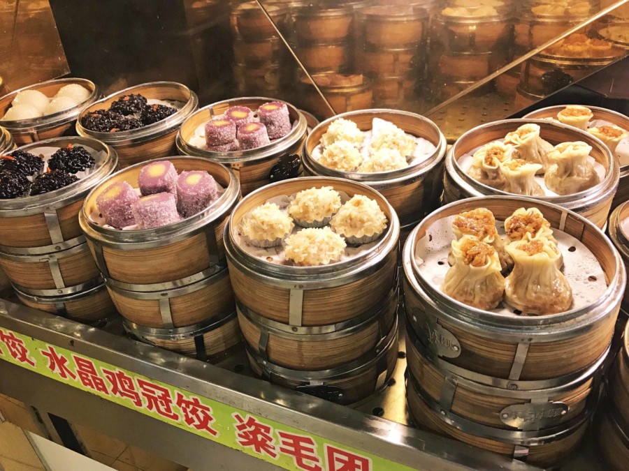 Typisches Gericht: Verschiedene Variationen von Jiaozi, (Gefüllte Klöße), auch Dumplings oder Dim Sum genannt