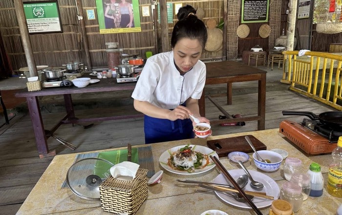 Tipps Vietnam Hoi An Kochschule Köchin Ha zeigt Gerichte